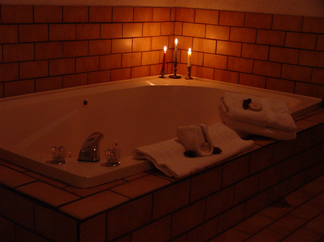 Iron Ridge Inn Motel主图