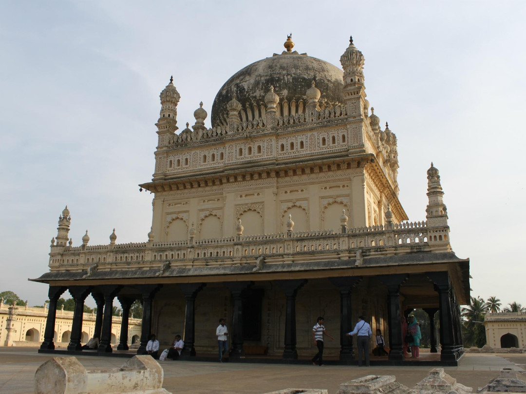 Gumbaz Burial Chamber景点图片