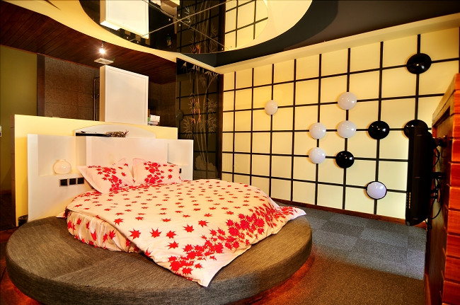 酣噜噜时尚酒店主图