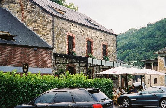 Auberge de la Lesse-浴室