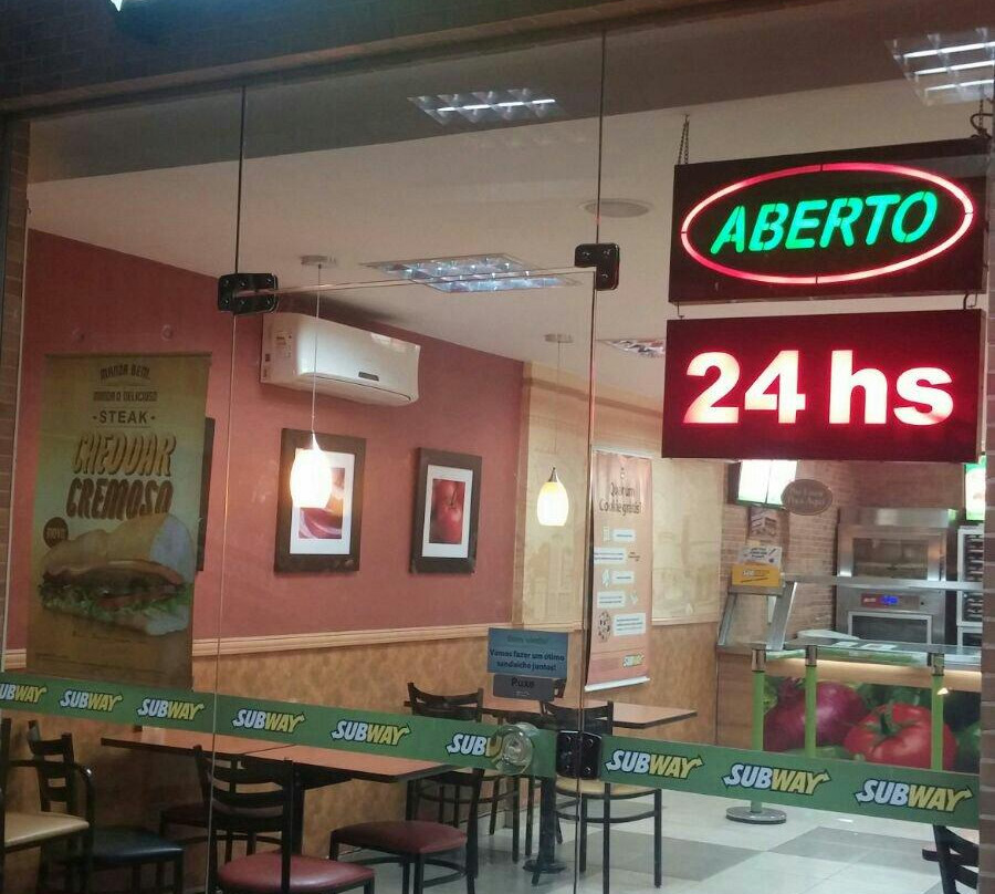 Cristalina餐馆和美食-Subway Rrv