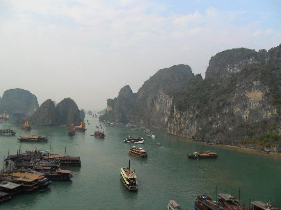 Sung Sot Cave-下龙湾必去景点
