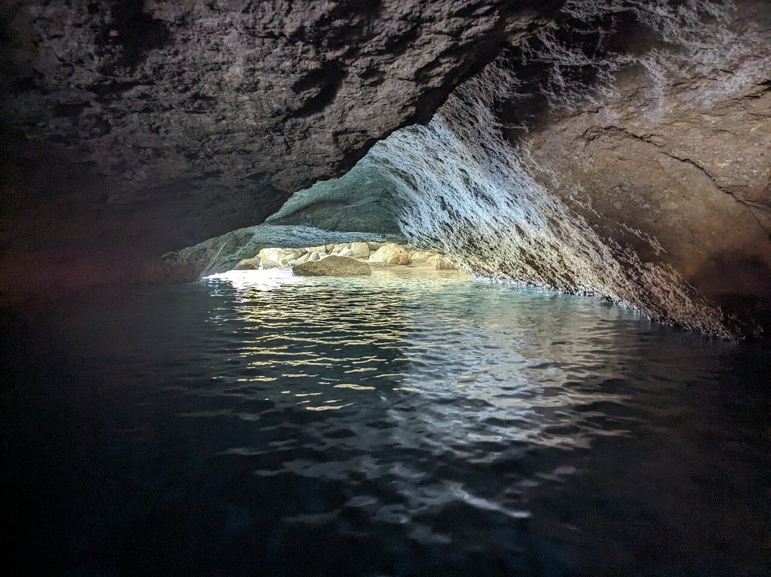 Excellent Yachting-Adamas必去景点