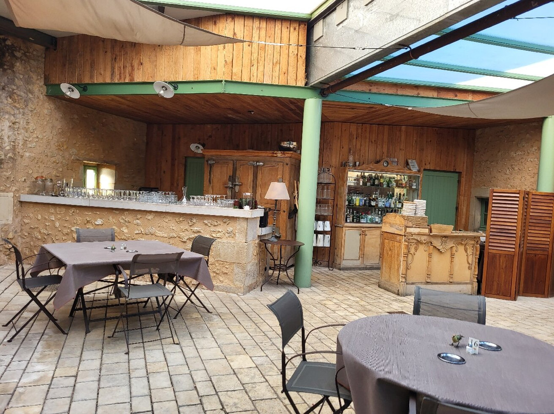 Hôtel Restaurant Les Orangeries主图