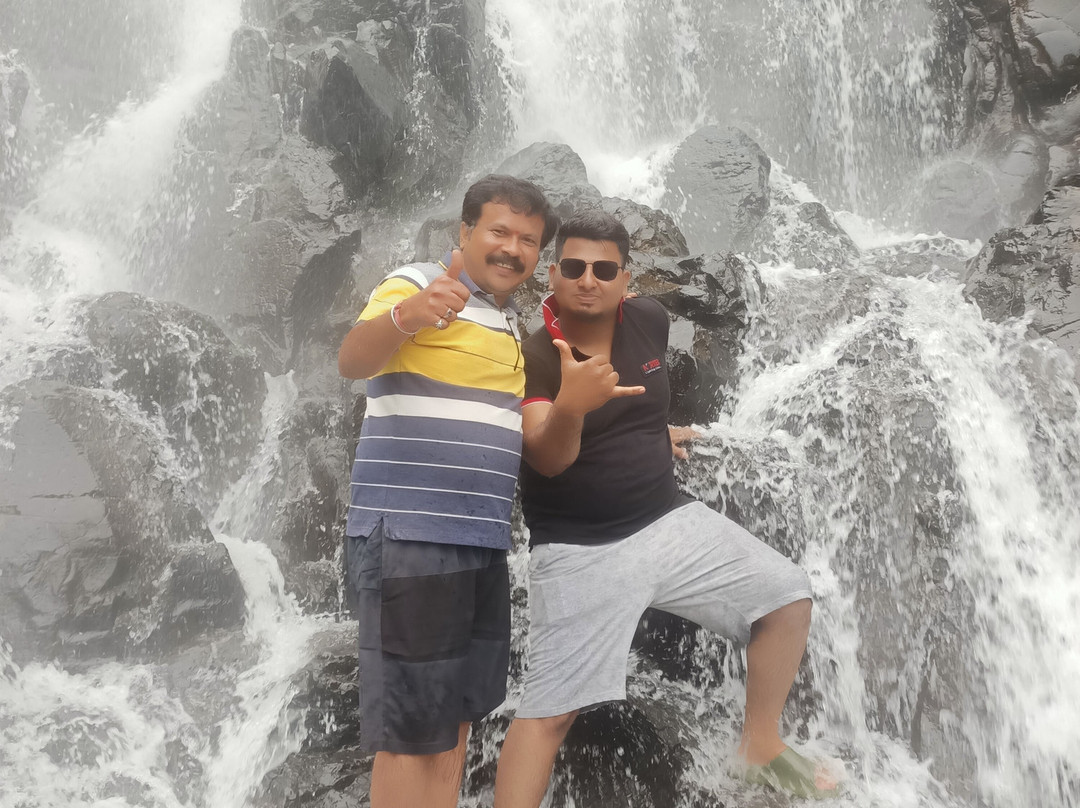 Amboli Water Falls景点图片