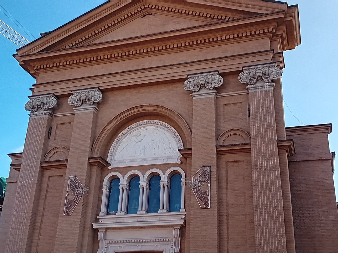 Parish Church of Cavezzo景点图片