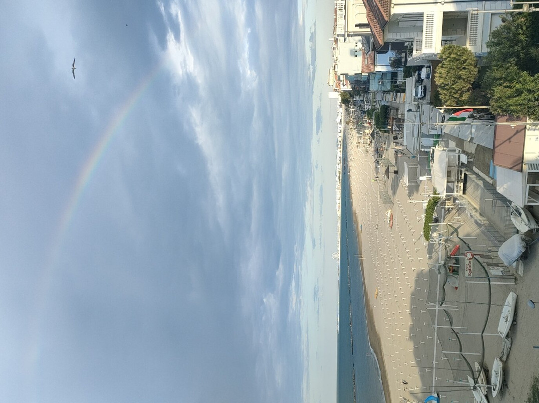 斯皮纳里酒店主图