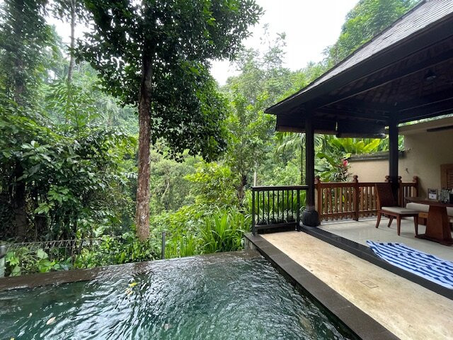 乌布洛克哈酒店主图