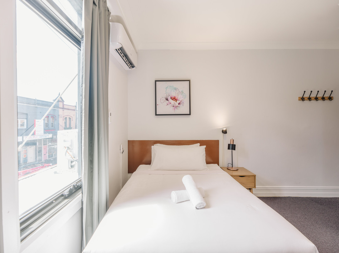 澳大利亚日出寄宿酒店主图