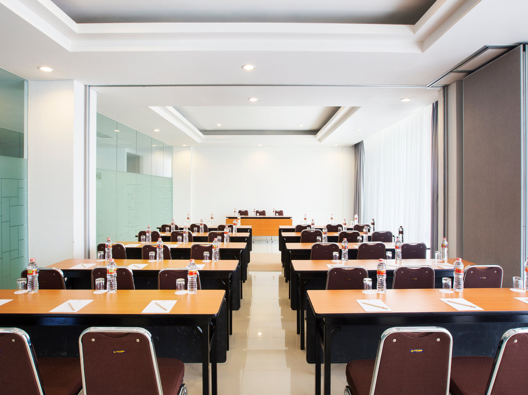 Amaris Hotel Hertasning - Makassar主图