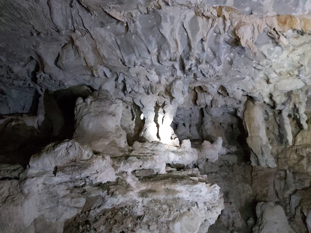 Cueva Huerta景点图片