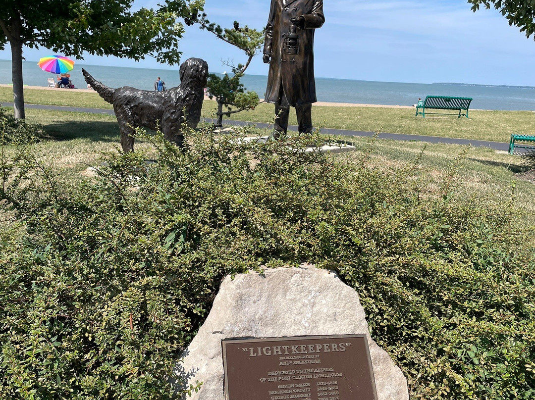Port Clinton Lighthouse-克林顿港必去景点