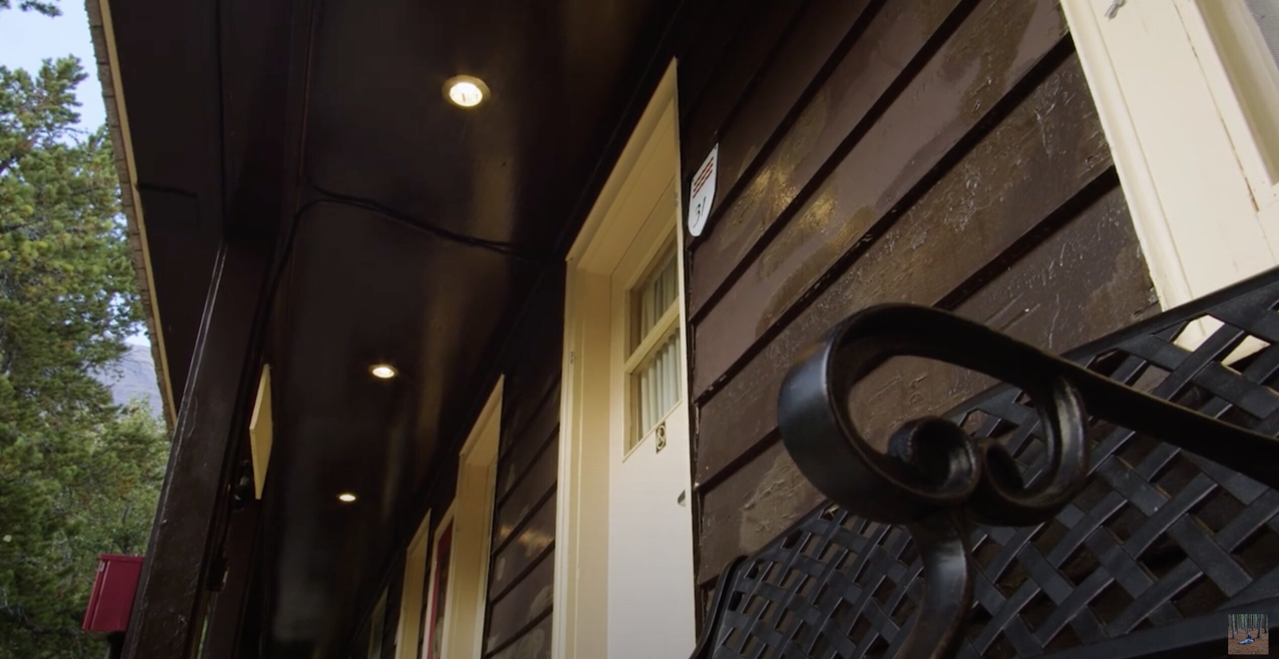 Swiftcurrent Motor Inn and Cabins-客卧