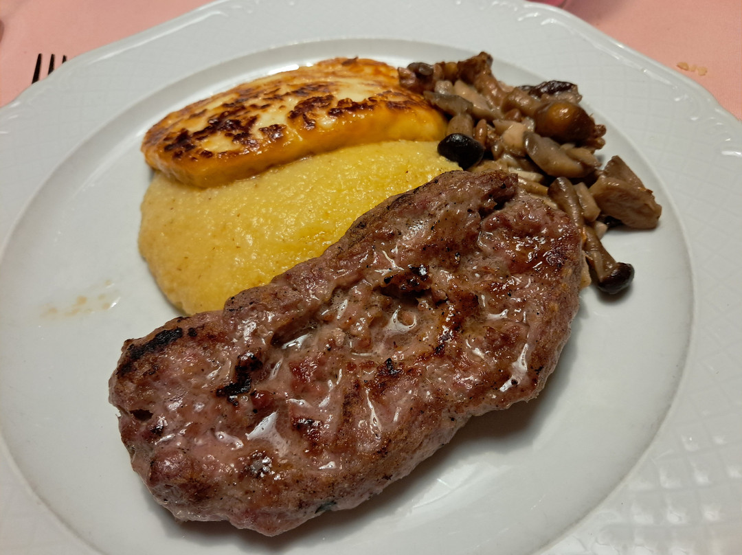 Malga Ces Hotel Restaurant主图