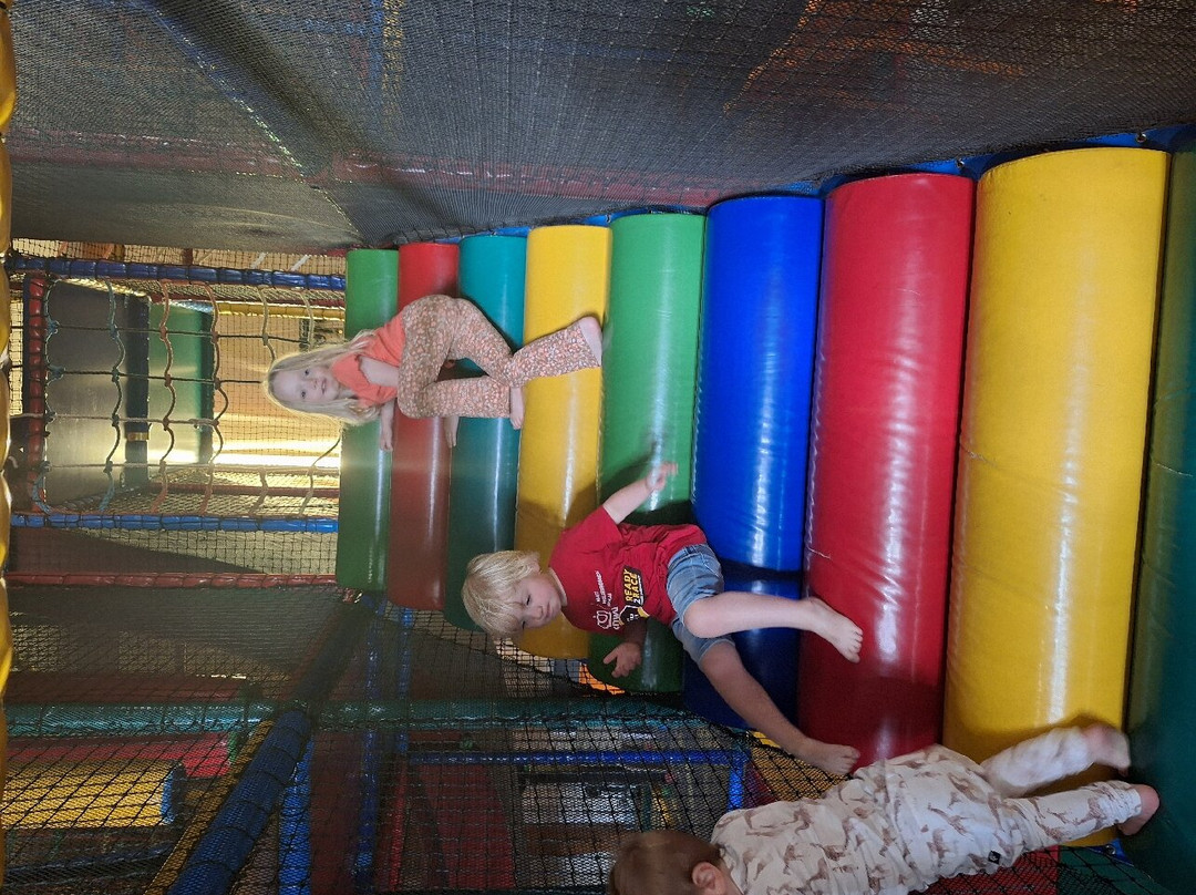 Den Scherpenberg Kinderboerderij-Rucphen必去景点