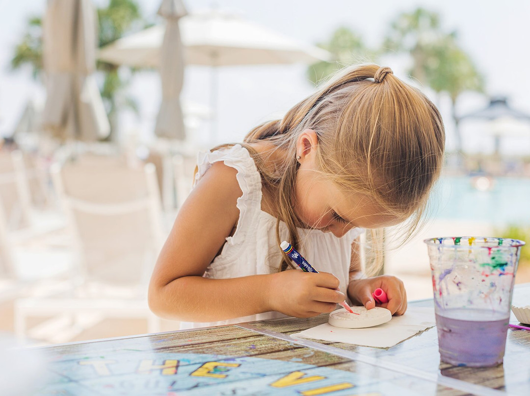 The Beach Club Resort & Spa主图