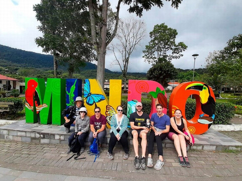 Kajol Lavan Travel, Mindo