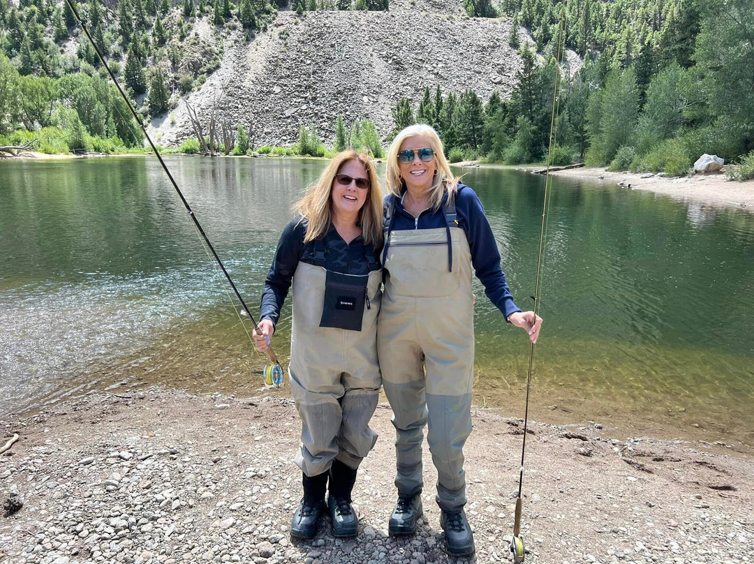 Ark Anglers-萨利达必去景点