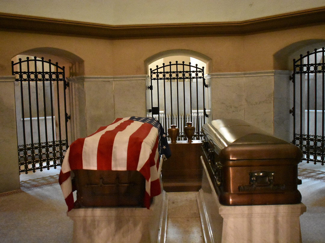 James A. Garfield Monument-克利夫兰必去景点