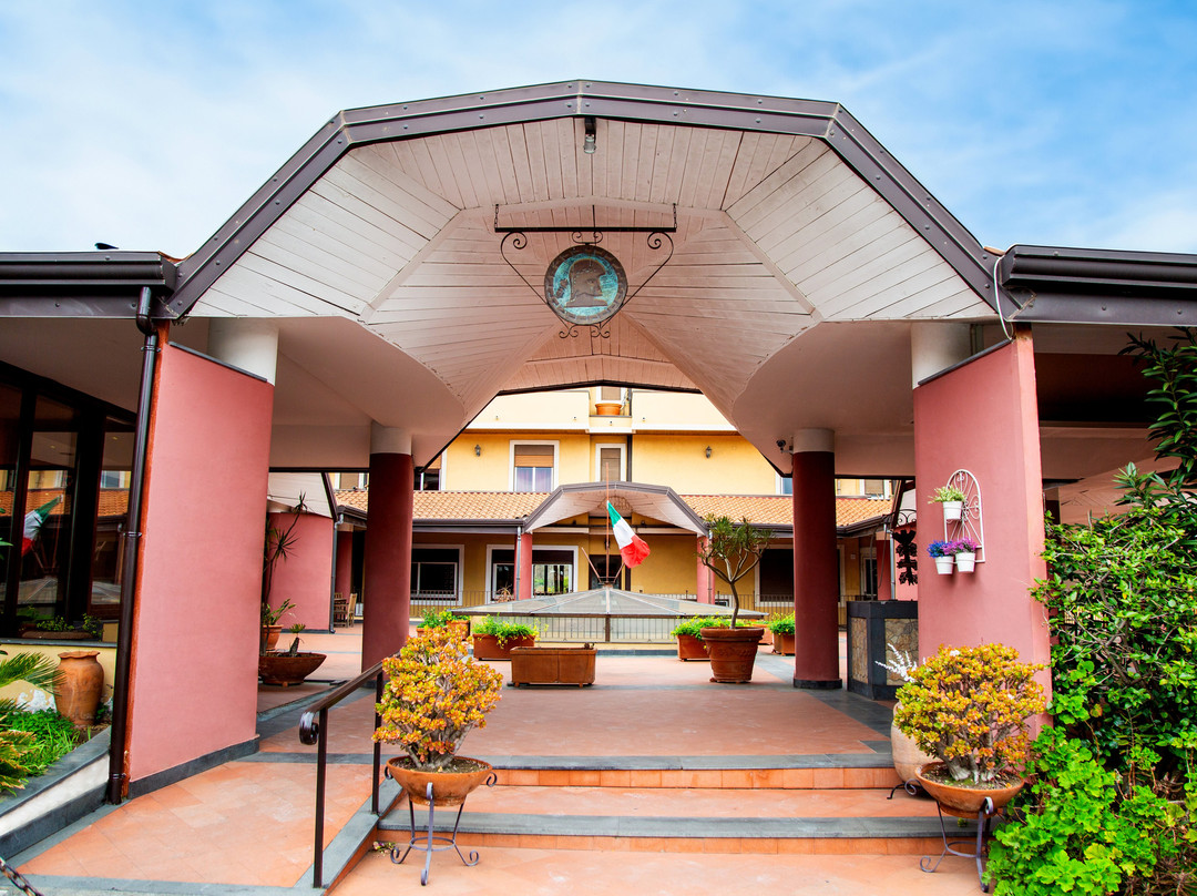 Tk Hotel