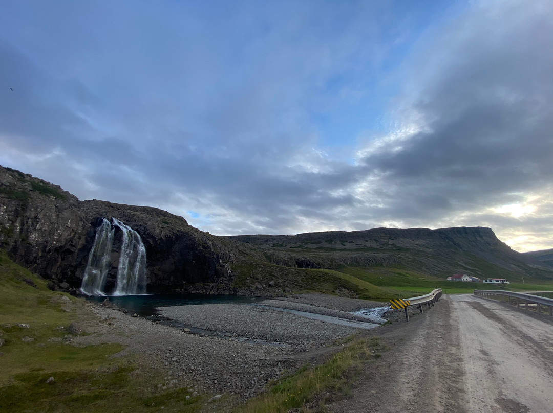 Fossfjörður Waterfall-Bildudalur必去景点