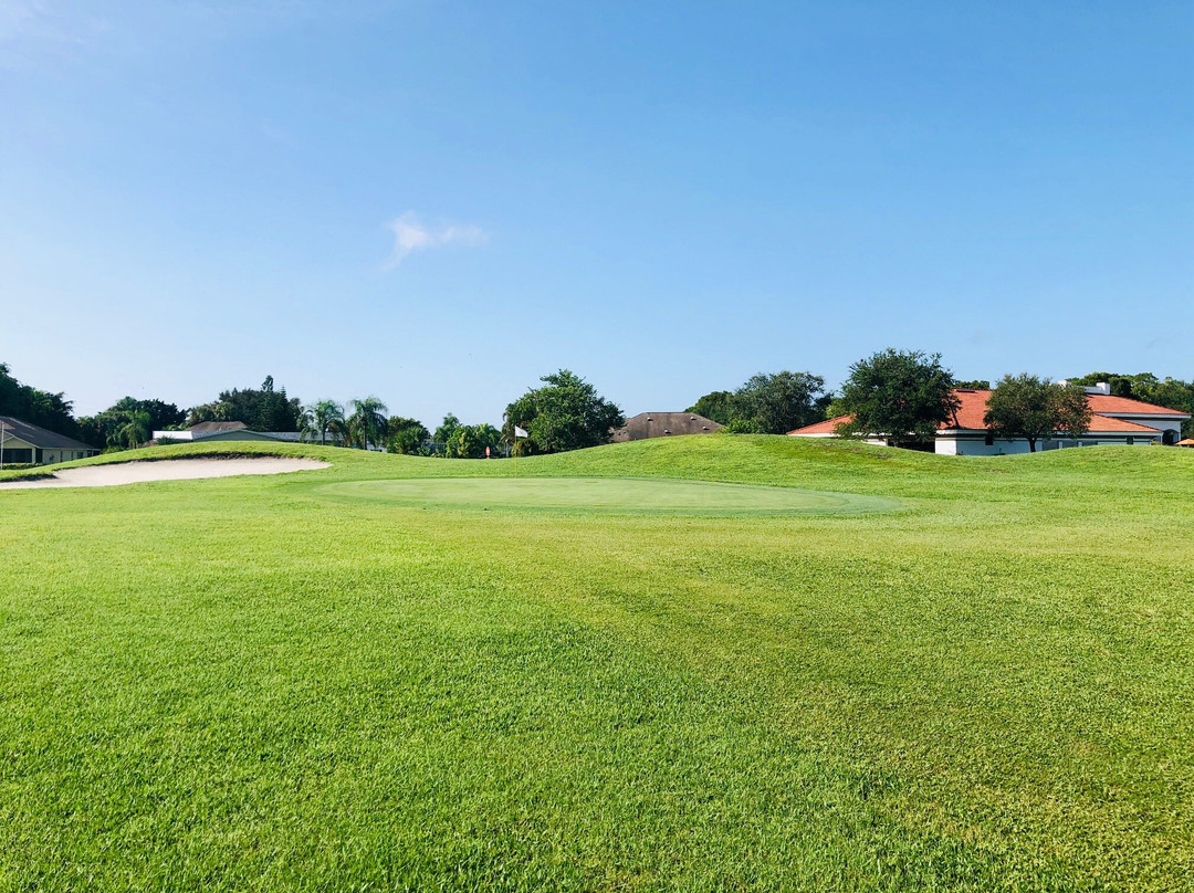 Bonita Fairways Golf Club-博尼塔斯普林斯必去景点