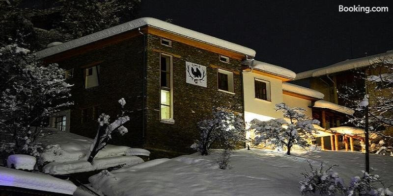 Hunting Lodge and Bar Bear Nook主图