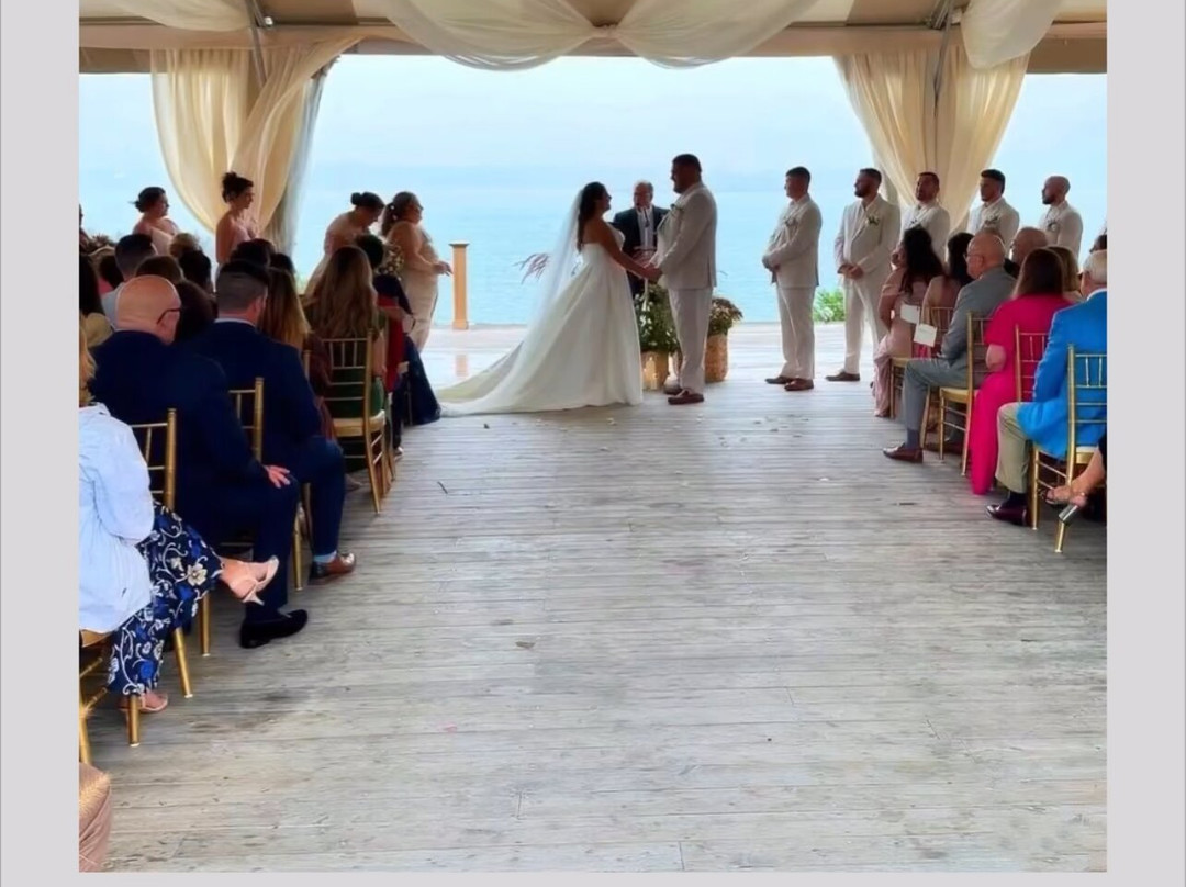 OceanCliff Hotel主图