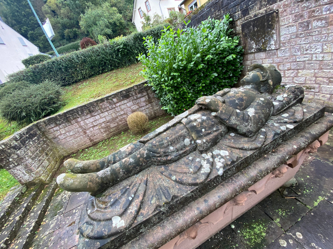 Sankt Quirinus Malberg-Malberg必去景点