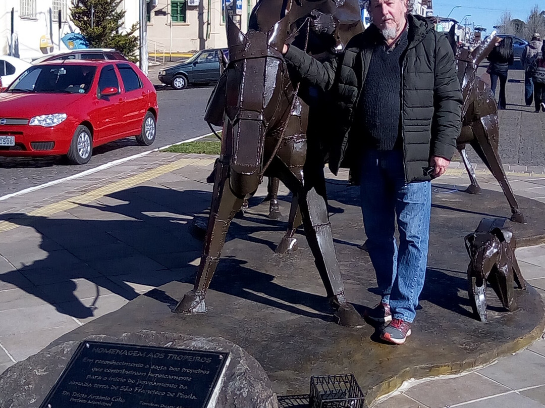 Monumento Aos Tropeiros-Sao Francisco de Paula必去景点