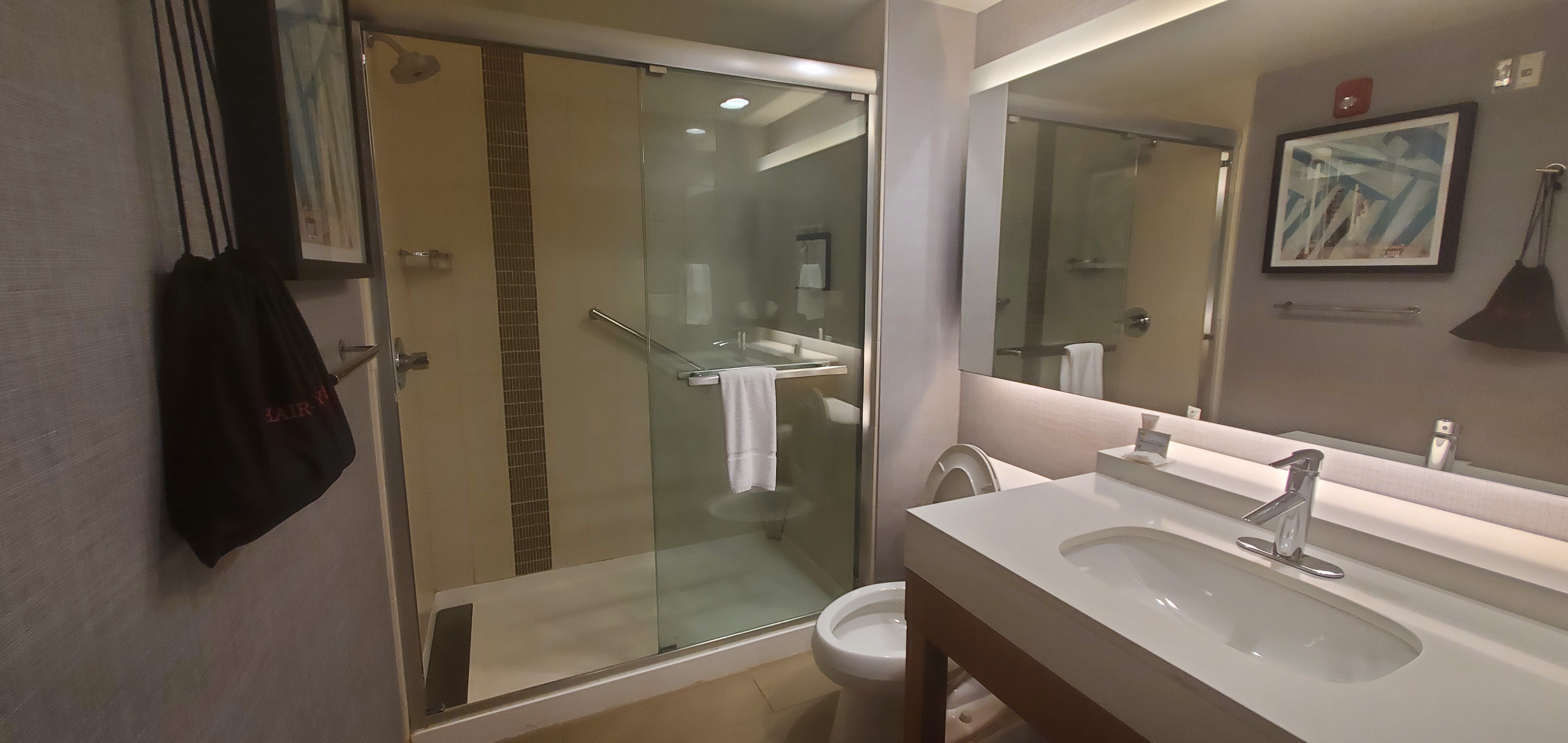 Hyatt Place Titusville / Kennedy Space Center-浴室