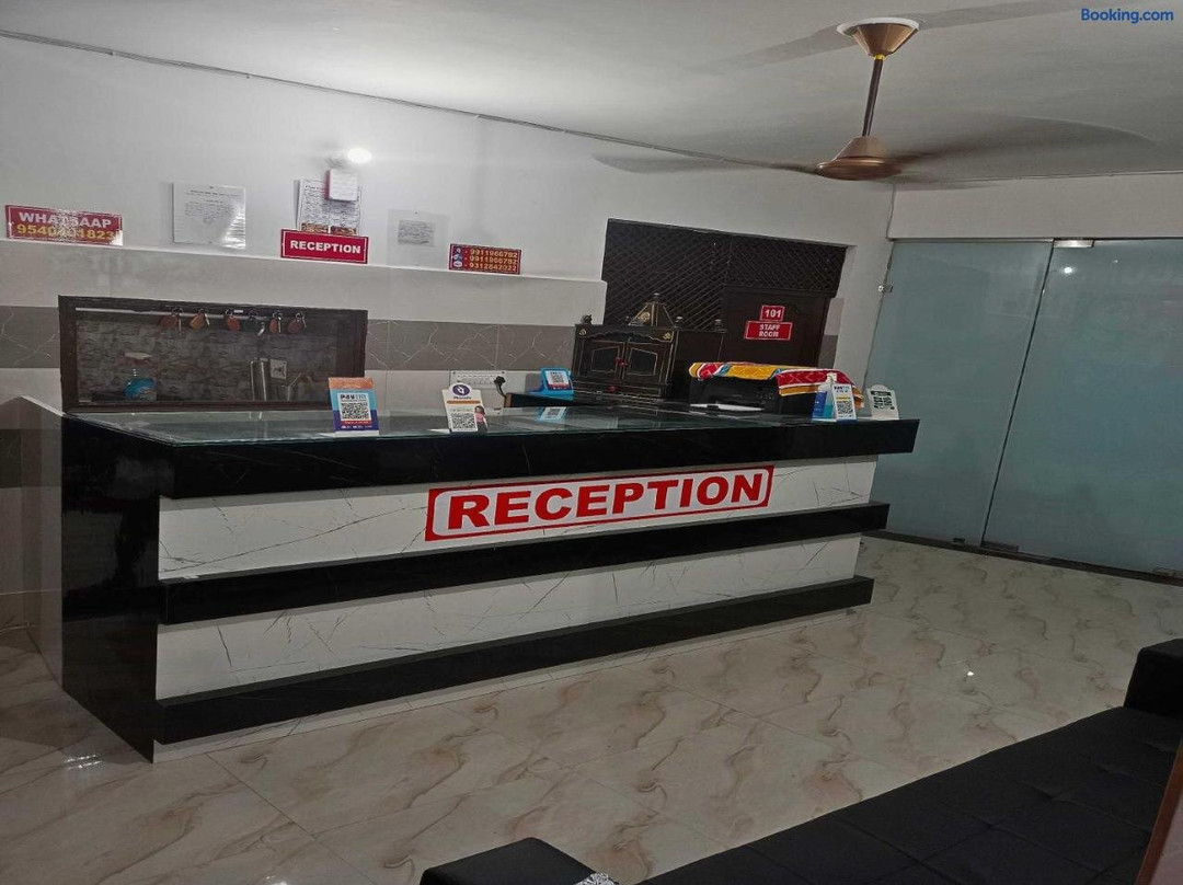 Oyo Dixit Gest House