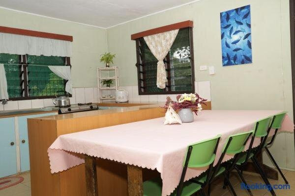 Gizo Lodge