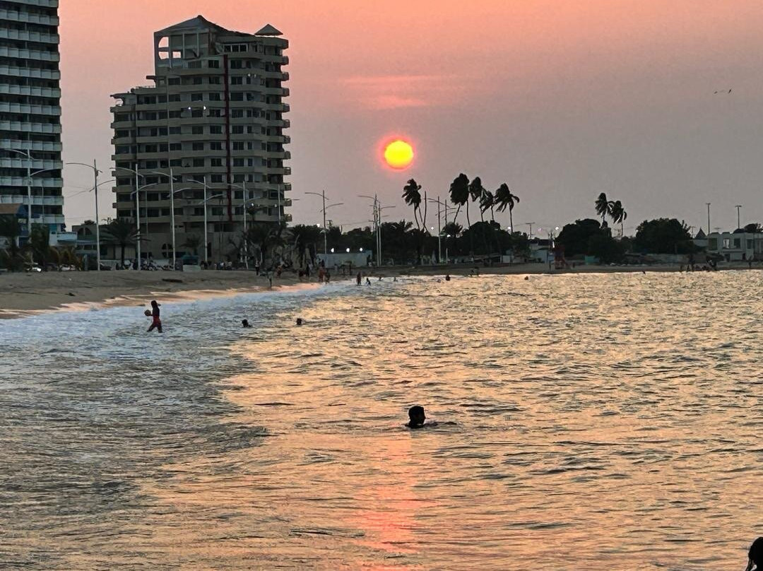 Hotel Puerto Playa Suites主图