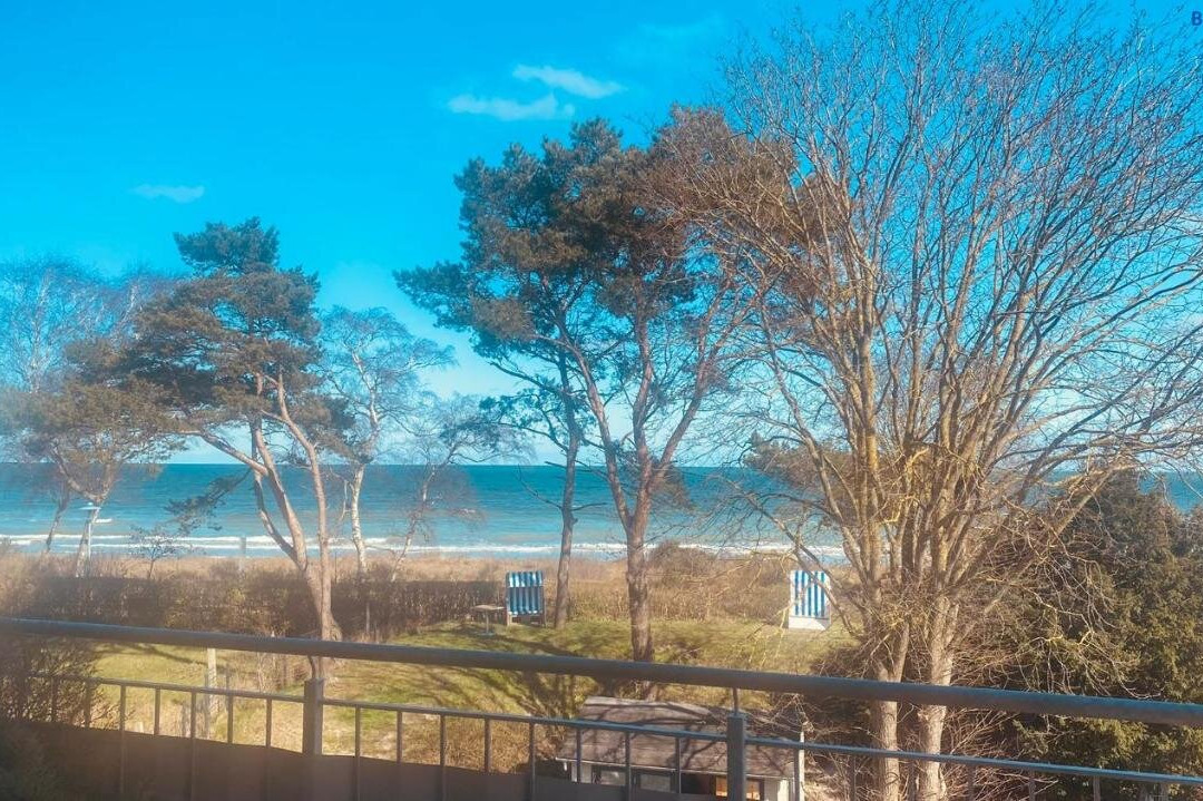 Haus Am Strand In Juliusruh