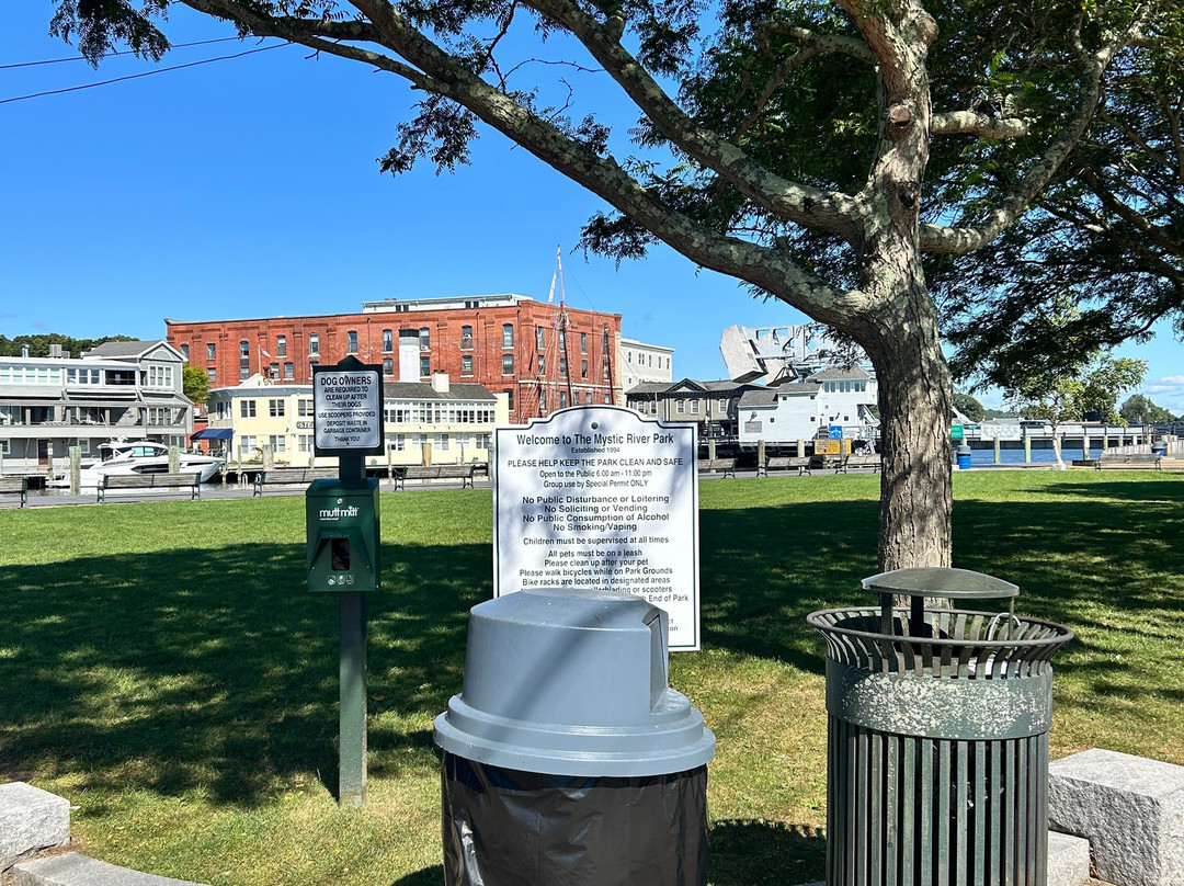 Mystic River Park景点图片