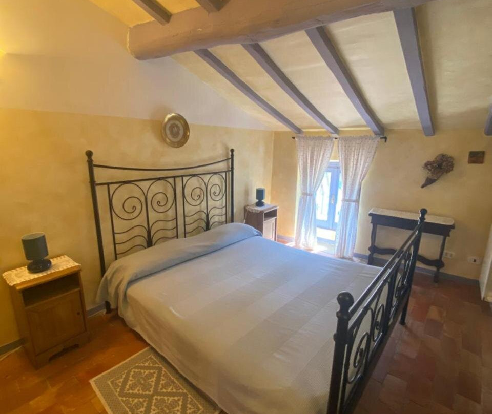 Maison Dina