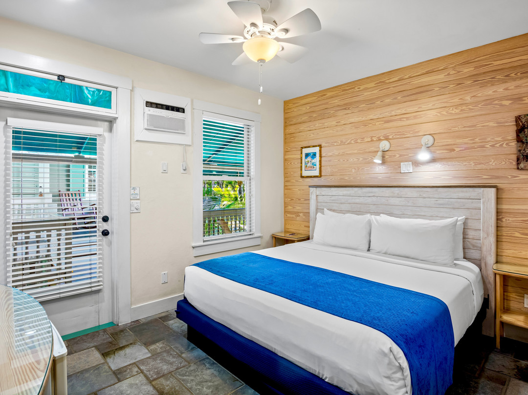 伊甸园酒店主图