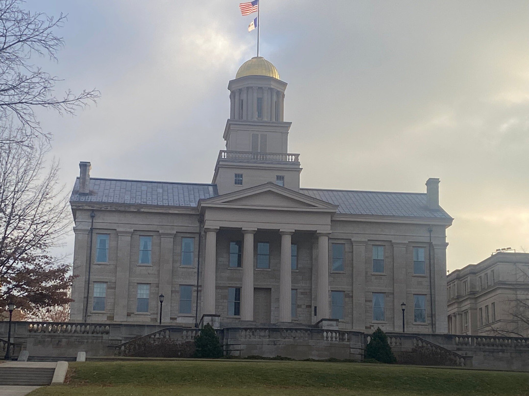 Old Capitol Museum-爱荷华城必去景点