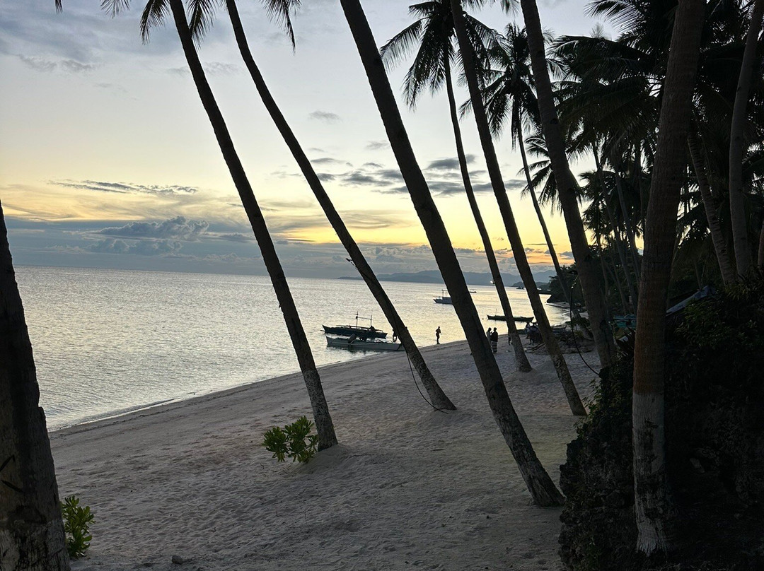 安达白沙滩度假村主图