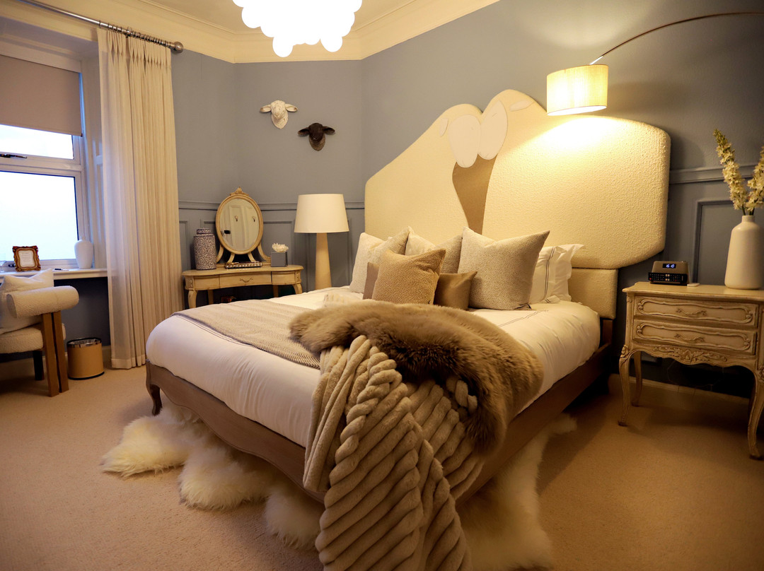 Abbotsford Hotel Ayr Scotland主图