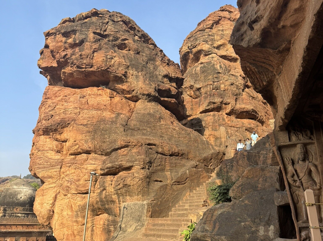 Badami Cave Temples景点图片