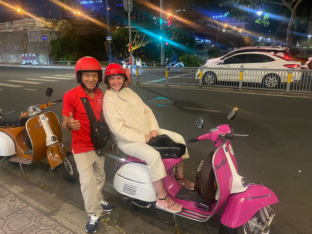 Vespa Rouge景点图片