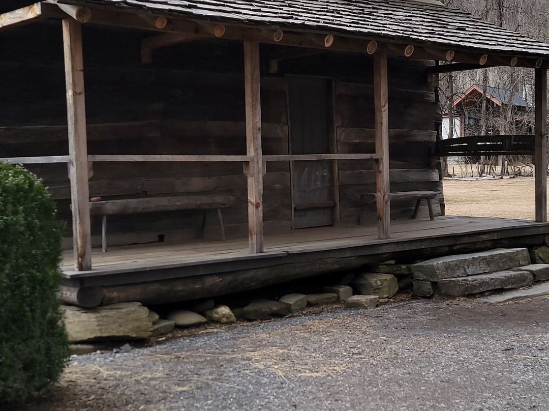 Mountain Farm Museum景点图片