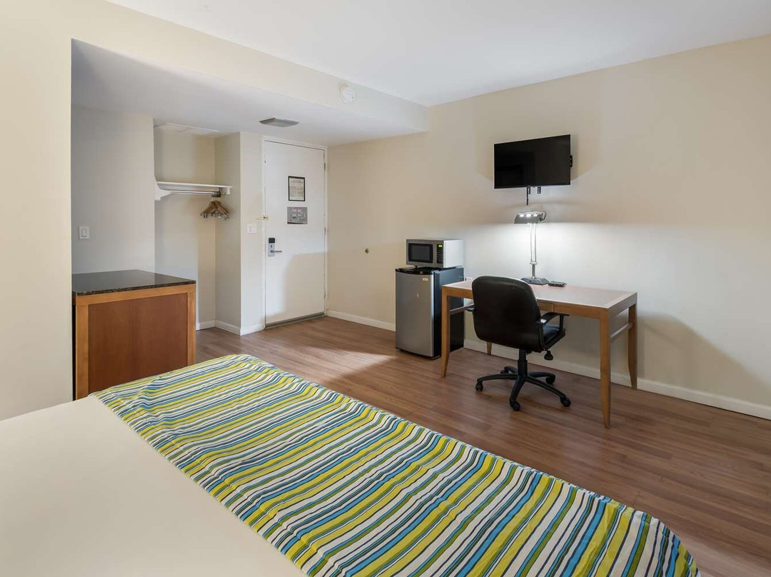 Americas Best Value Inn Painted Post主图