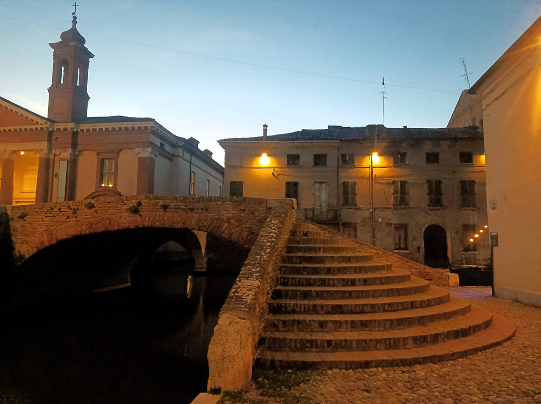 Ponte Degli Sbirri景点图片