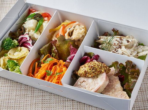 大阪本町利夫利酒店主图