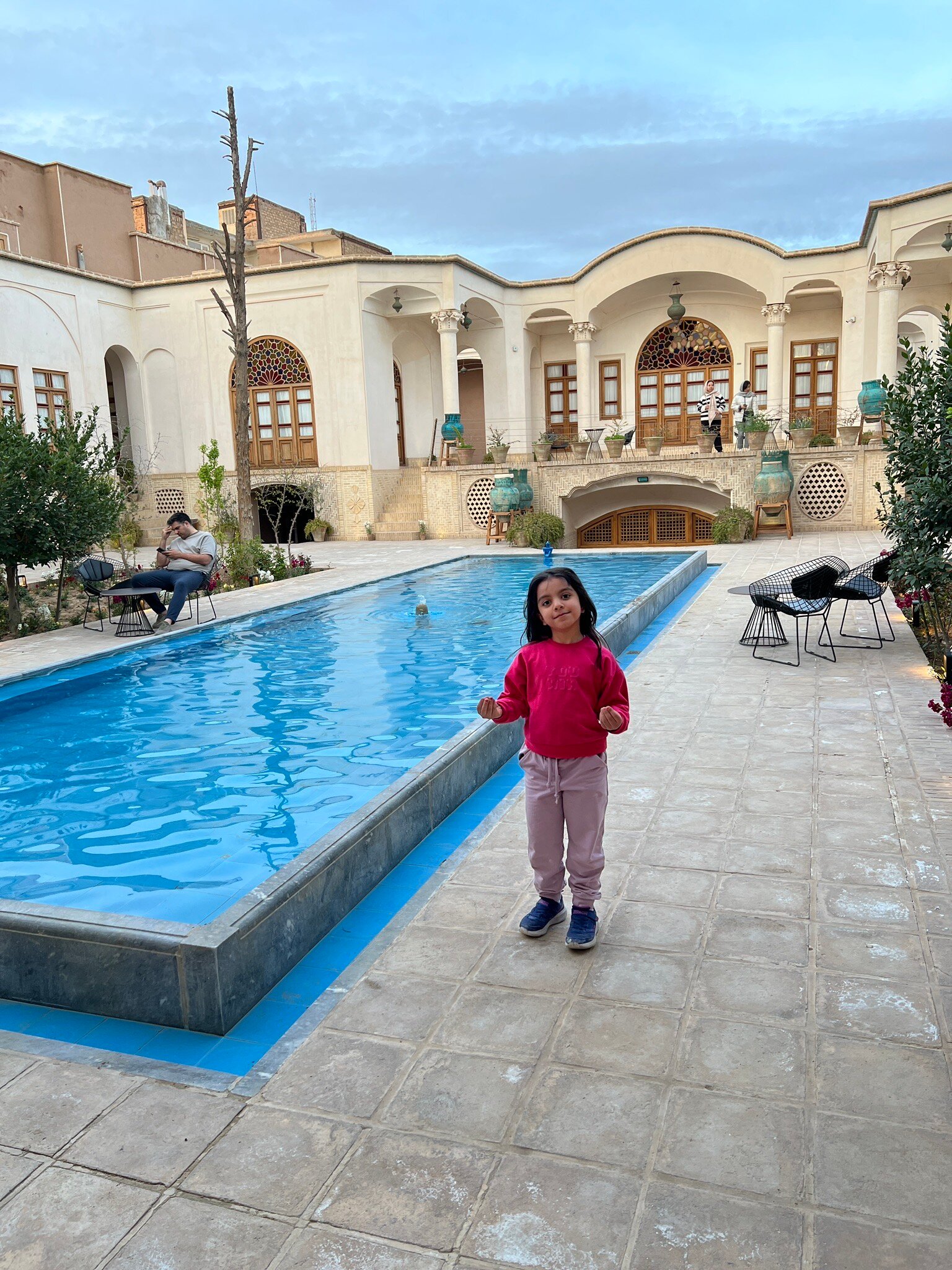 Mandegar Palace-官方