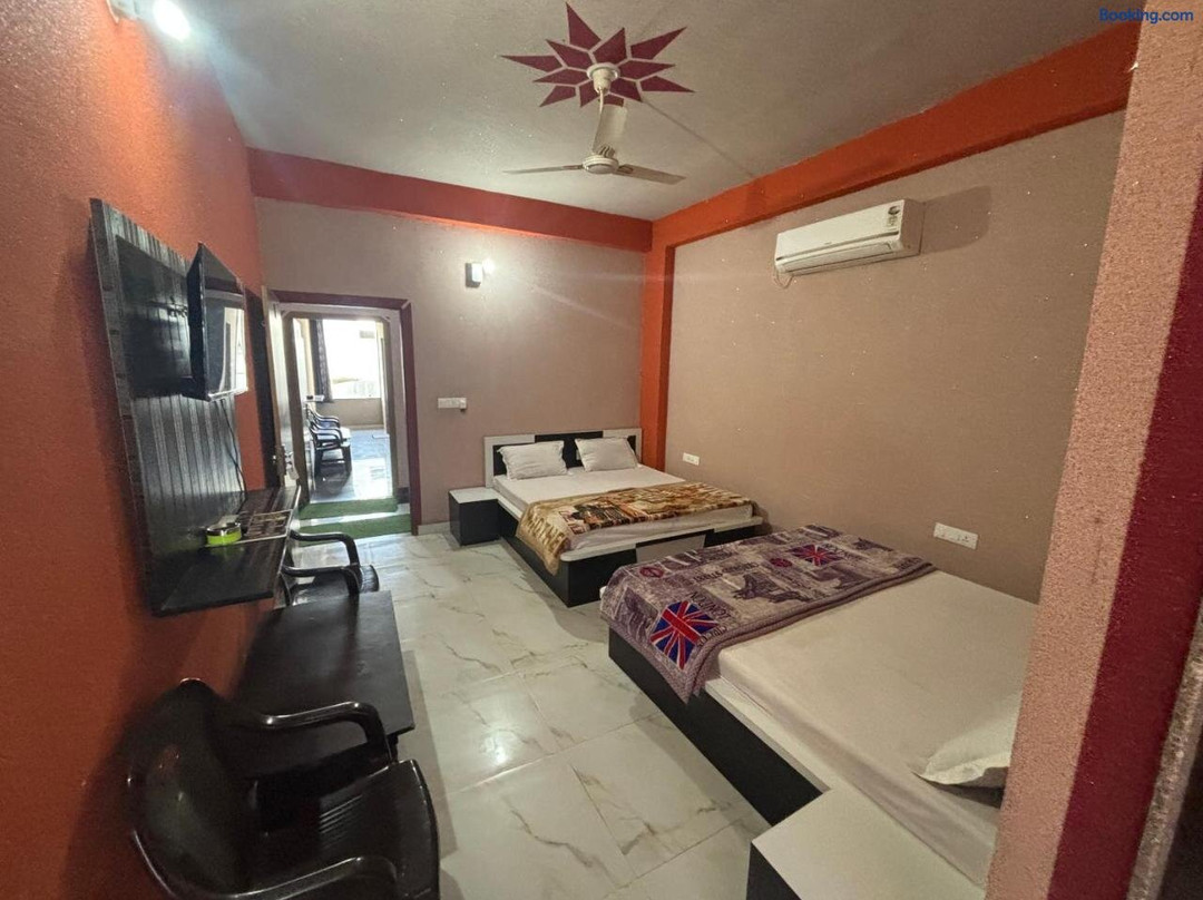 Hotel Chandar Palace