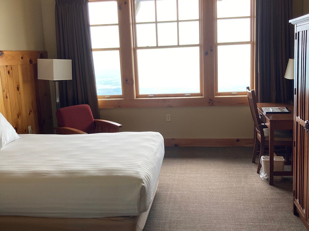 The Lodge at Mount Magazine主图